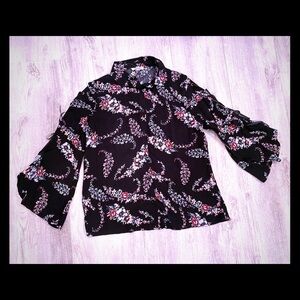 ONE HART black floral long sleeve women  top size S